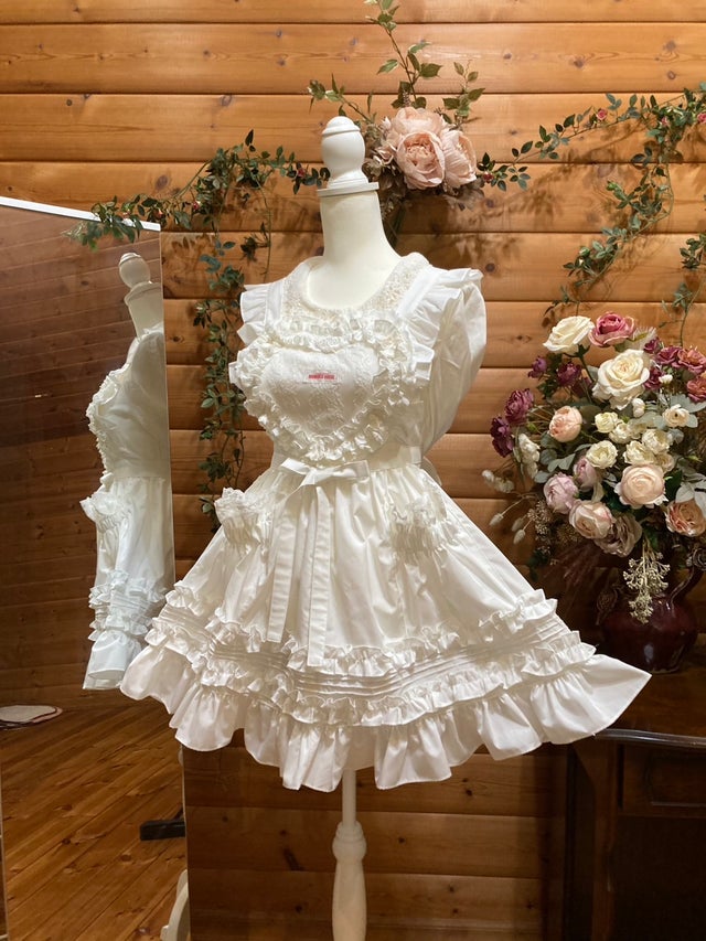 最終値下げ モモコハウス ギンガムチェック柄 フリルエプロン すべての商品 | モモコハウス