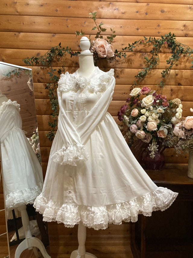 送料無料 新品未使用品 モモコハウス 白 ホワイト ハート フリルエプロン ミニ MOMOKO HOUSE フリルハートエプロン ホワイト