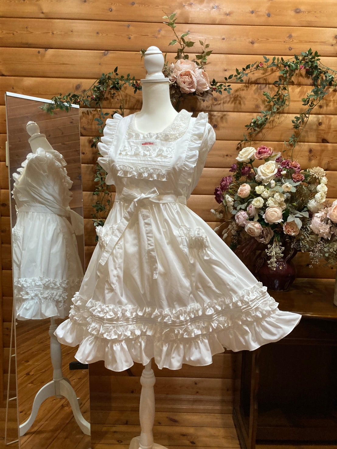 りりり様 Handmade チュニックエプロン 肩フリルエプロン