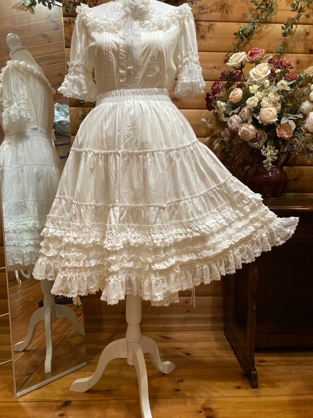 MOMOKO HOUSE　モモコハウス　ブラウス　ヘッドドレス　コサージュ MOMOKO HOUSE モモコハウス ブラウス ヘッドドレス コサージュ
